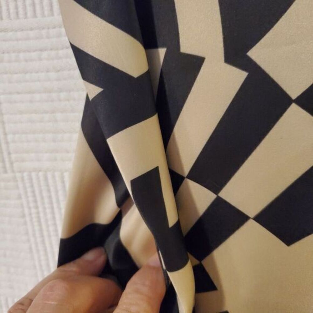 Rebels & Lovers Abstract Satin Wide Leg Pants Womens M Highrise Flowy Artsy Boho - Picture 4 of 14